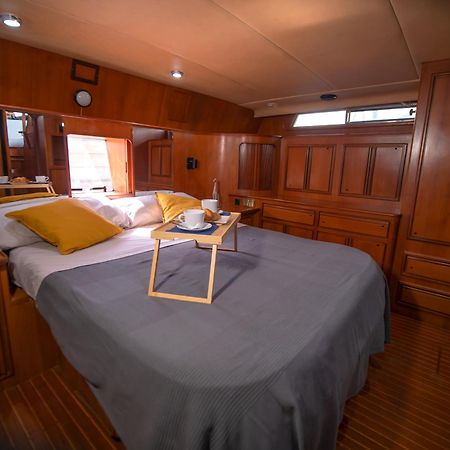 Master&Commander Hotel Valencia Buitenkant foto